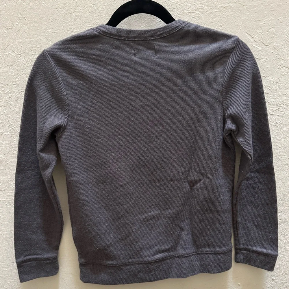 Old Navy classic neck